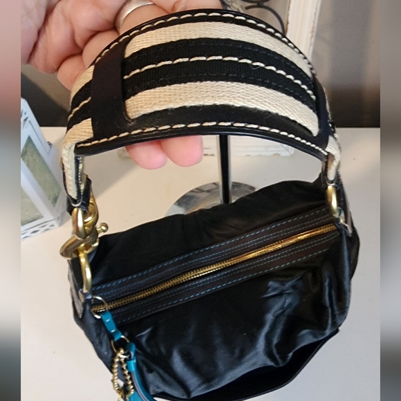 Coach Hampton Black Hobo Shoulder Bag - Picture 2 of 7